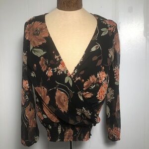 - Womens Black/Pink Floral Summer Blouse. SizeSmall